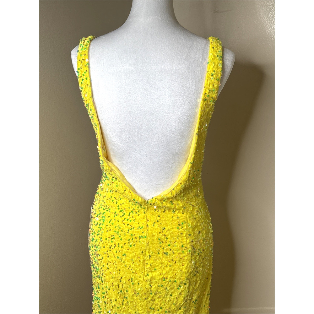 Witness of Love Evening Gown Size 14 Yellow Fully Beaded Sequin V-Neck Formal - Picture 10 of 13